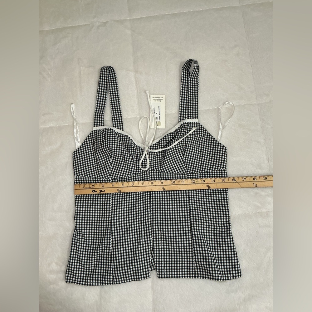 Black and White Checkered Sleeveless Top - Picture 5 of 7